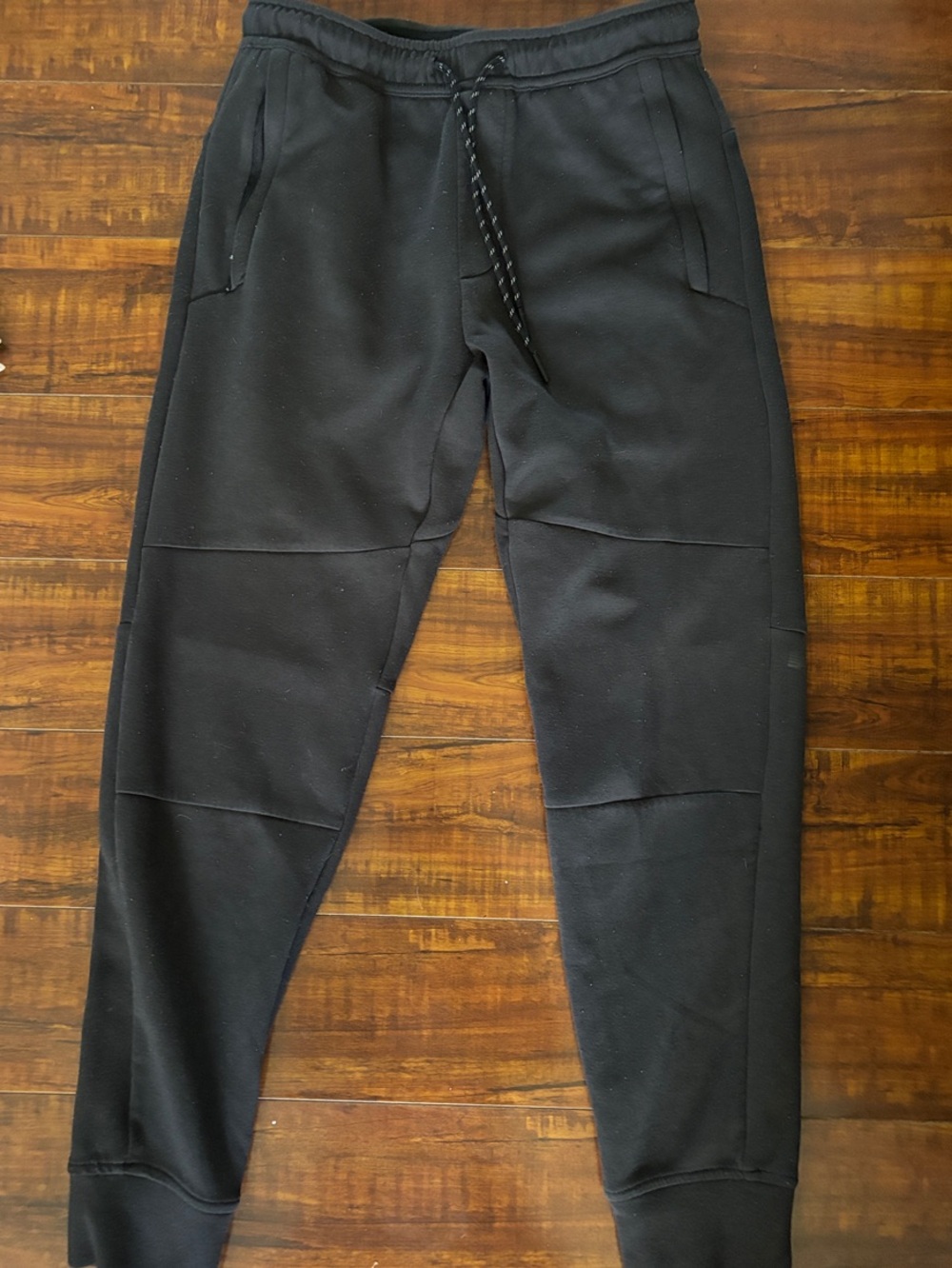 American Eagle Outfitters Black Men's Fleece Joggers with Panel Stitching